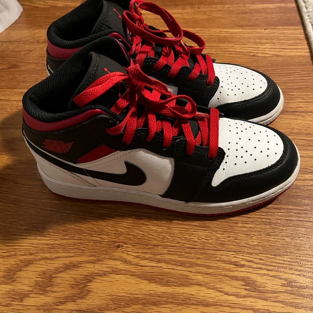 Jordan Kids Sneakers - Black, White, Red